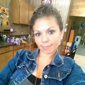 Meet your Posher, Gloria