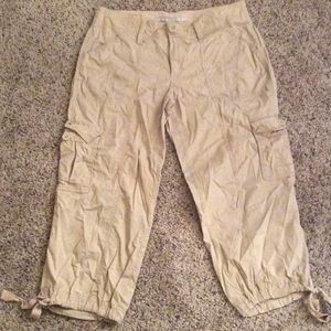 Old Navy Cargo Capris - Size 8