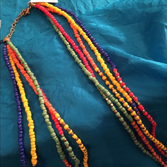 🎉🗣🎏 Multi Color beaded necklace - Picture 4 of 4