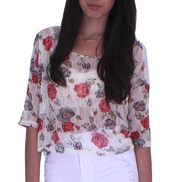 New Floral Lace Crop Top
