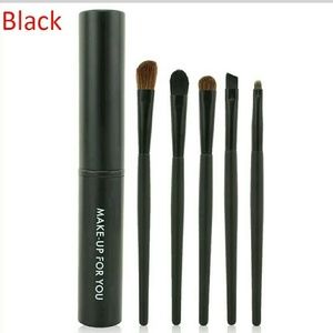 Traveling Makeup brushes + Case