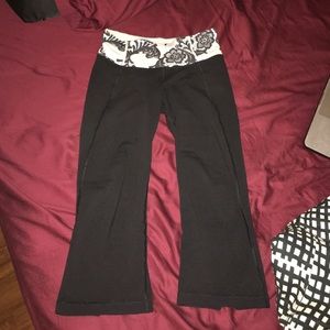 Lululemon cropped pants