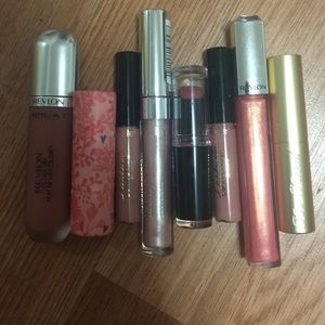 LIP PRODUCTS BUNDLE
