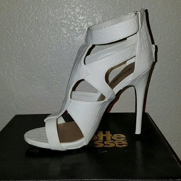 White crocodile texture heels