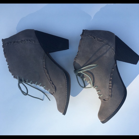 Closet - My gain is your GAIN. LOL! - Picture 4 of 6