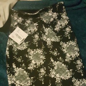 Lularoe cassie skirt