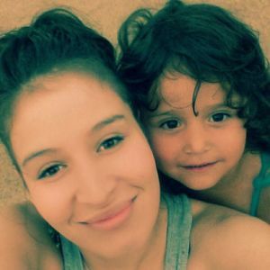 Meet your Posher, Iris