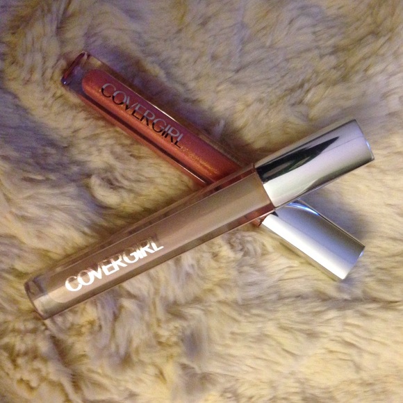 💋 BUNDLE of COVERGIRL lip glosses