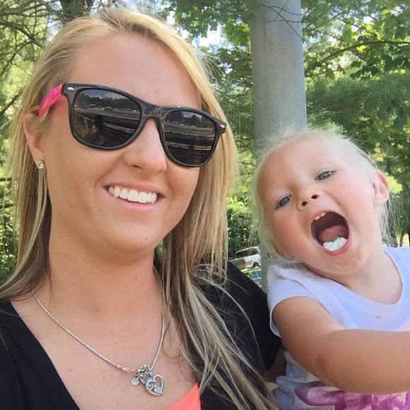 Meet your Posher, Megan - Picture 1 of 1