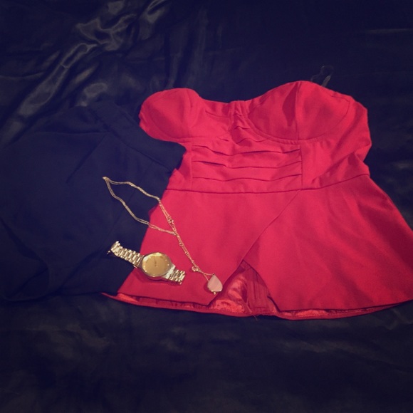 Tank top Red Cute Size Small Fits Medium - Picture 1 of 3