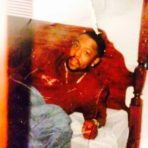 Meet your Posher, Taron