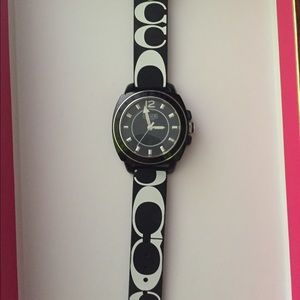 💥 PRICE IS FIRM 💥Coach wrist watch ⏰