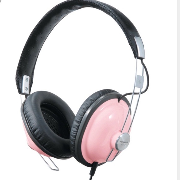 pink Panasonic headphones
