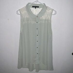 Foreign exchange sleeveless blouse