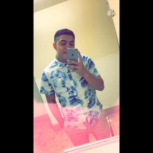 Meet your Posher, Christopher