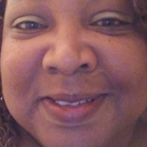 Meet your Posher, Valerie