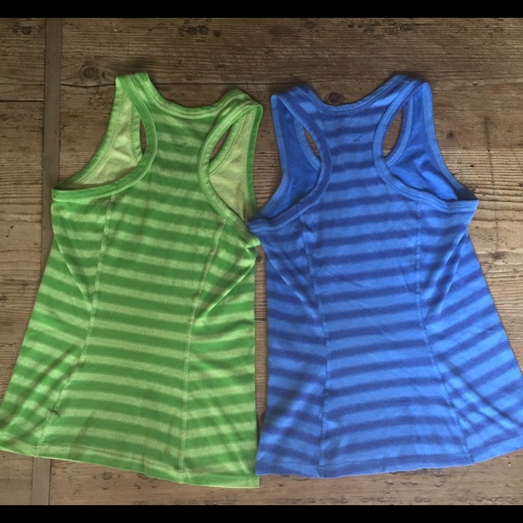 Nike dry fit tank tops size Medium - Picture 4 of 4