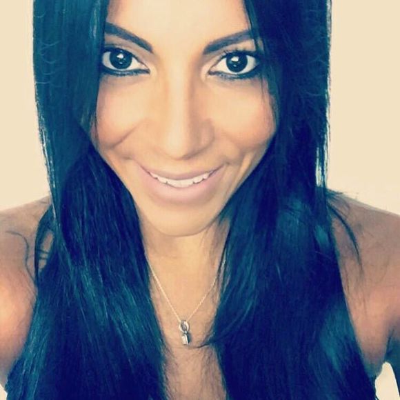 Meet your Posher, Frances