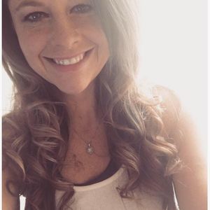 Meet your Posher, Misti