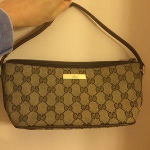 Gucci bag in great condition!