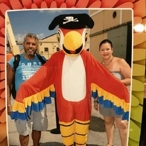 Meet your Posher, Elba