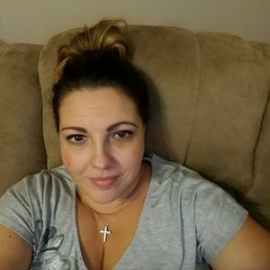 Meet your Posher, Demetra