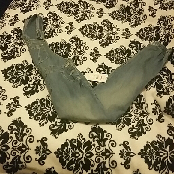 Light weight overall