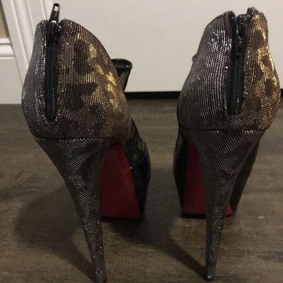christian louboutin size 9.5 christian louboutin size 9.5