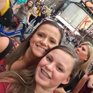 Meet your Posher, Vicky