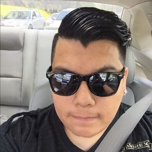 Meet your Posher, Yovanni