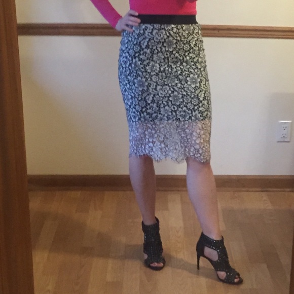 Sexy Express midi skirt