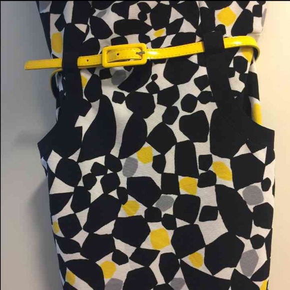 (Sold on 〽️) ‼️New York and Company Dress - Picture 2 of 3