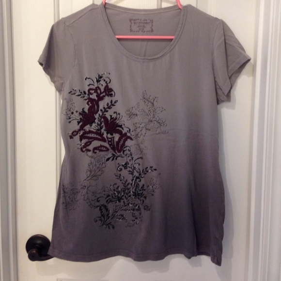 Motherhood maternity shirt