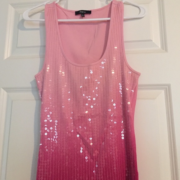 Express ombré sequenced tank