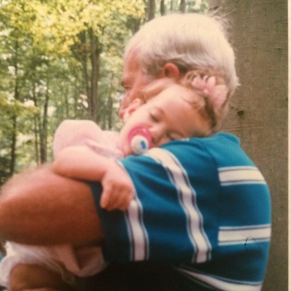 Meet your Posher, Courtney - Picture 1 of 1