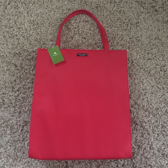 ✨NEW PRICE✨ Kate Spade Tote with Tab in Nylon