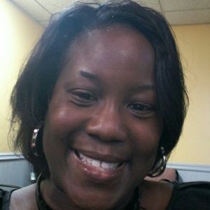 Meet your Posher, Phyllis