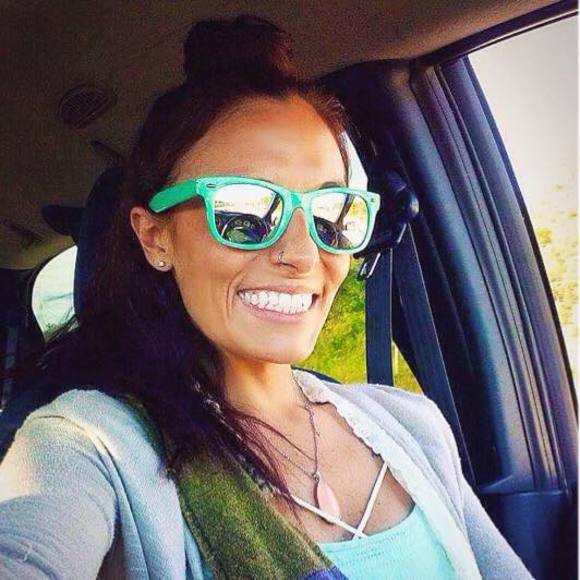 Meet your Posher, Danielle - Picture 1 of 1