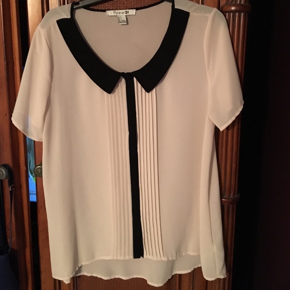 Forever 21 blouse ❤️