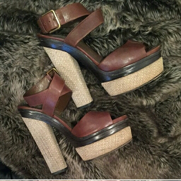 YSL PUMPS