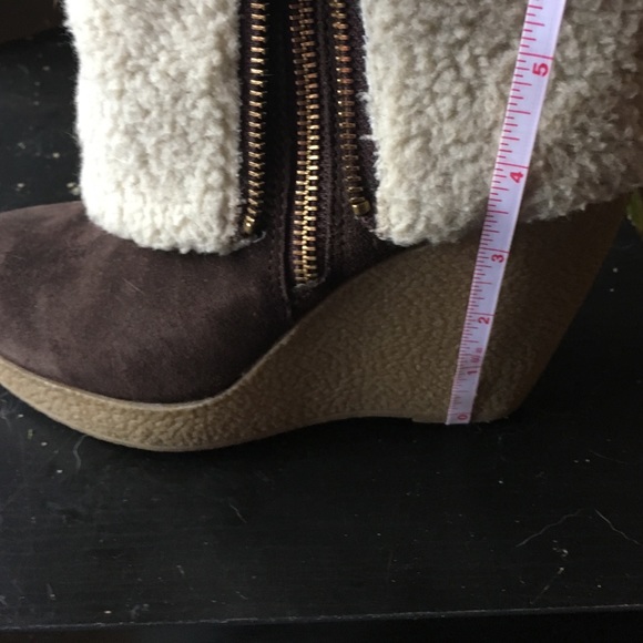 MK boots additional photo
