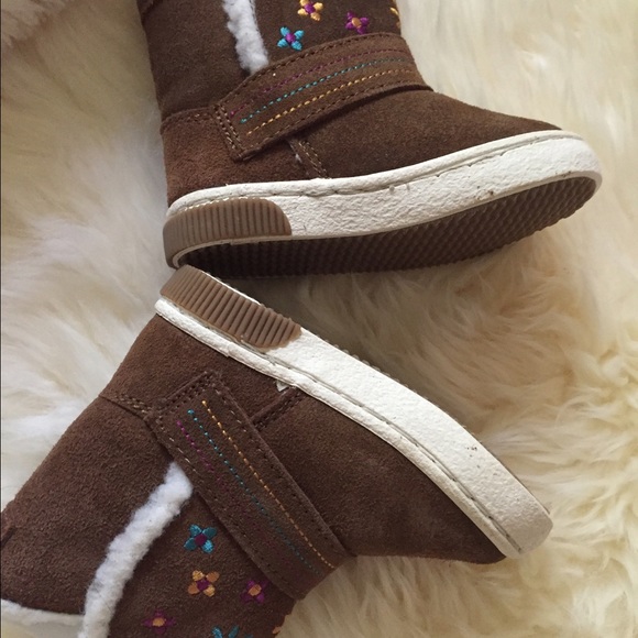 Stride rite boots size 4.5