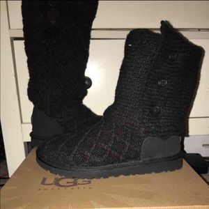 Black Cardy UGg Boots sz 6