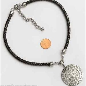 Premier designs Medallion necklace.