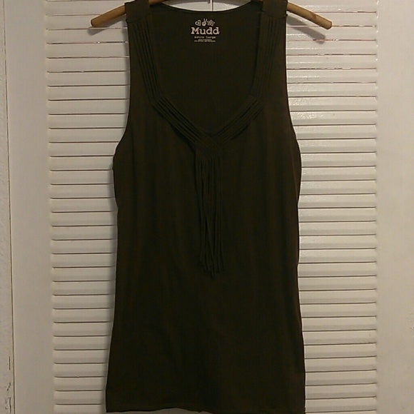 Fringe V-neck Tank - Picture 2 of 4