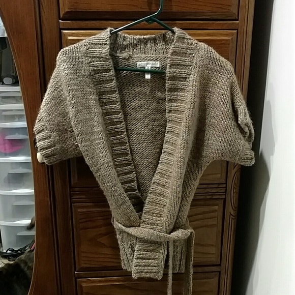Aeropostale wool short sleeve sweater