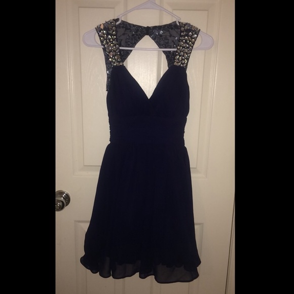 Homecoming dress - Picture 2 of 3