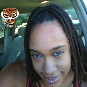 Meet your Posher, Laneeka