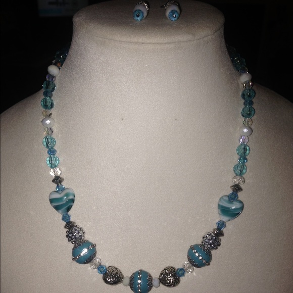 Sets - Picture 2 of 4