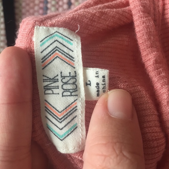 Coral Pink Rose 🌹 tank top - Picture 3 of 4